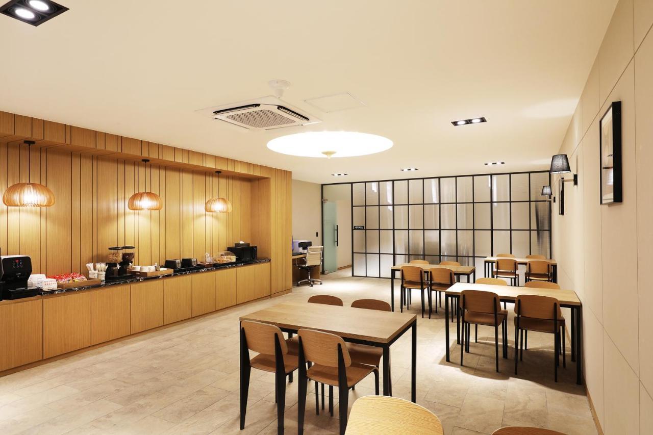 Mari Hotel 충주 외부 사진